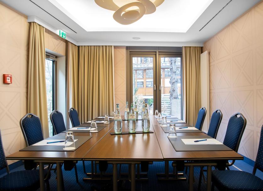 Conference room Photo