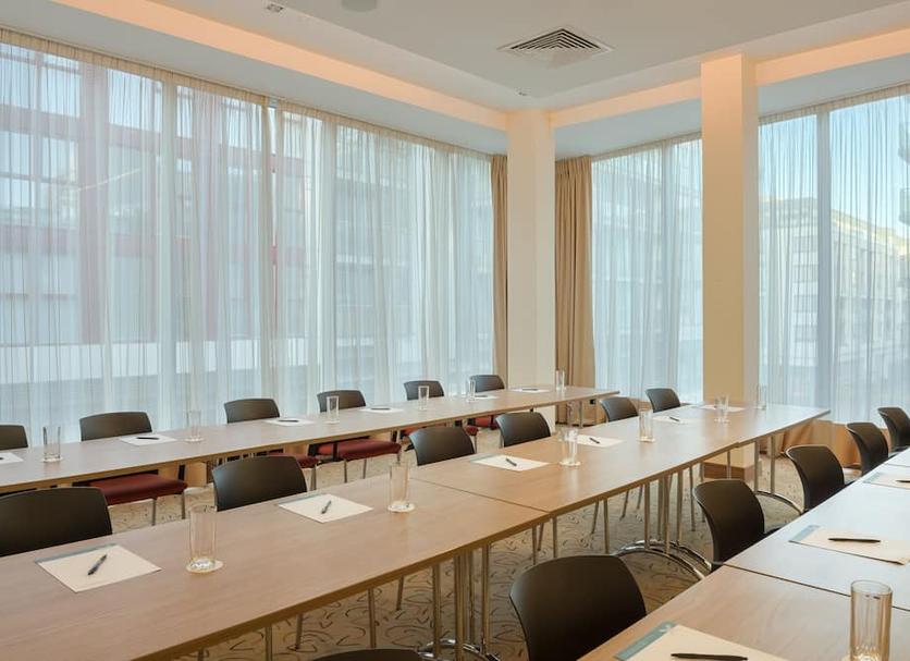 Conference room Photo