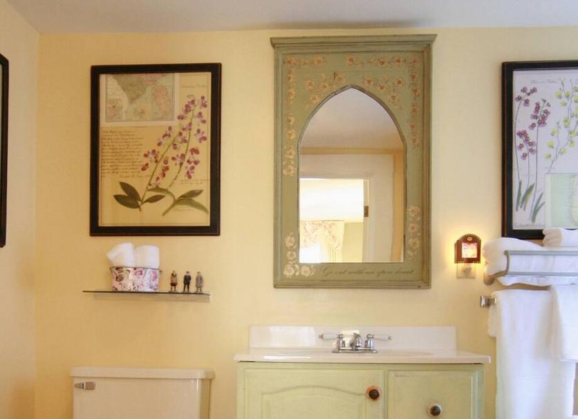 Bathroom Photo