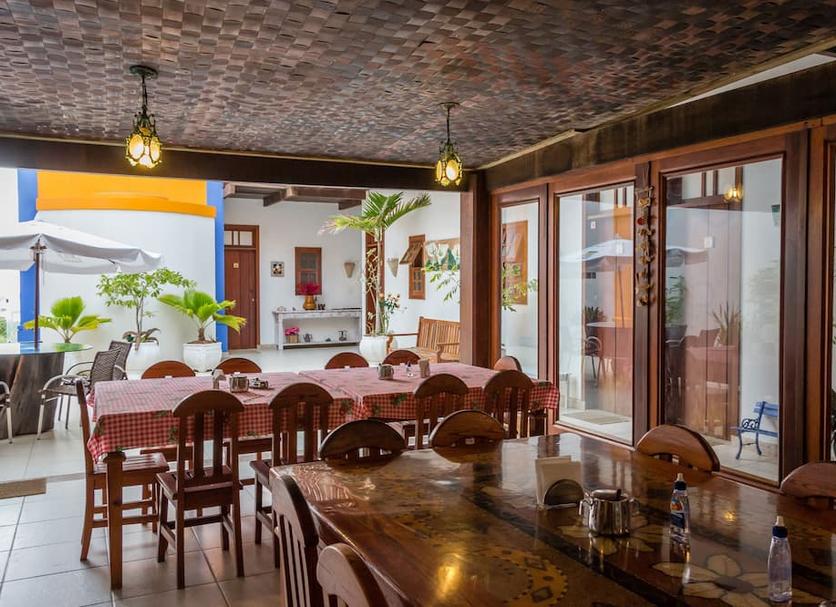 Dining room Photo