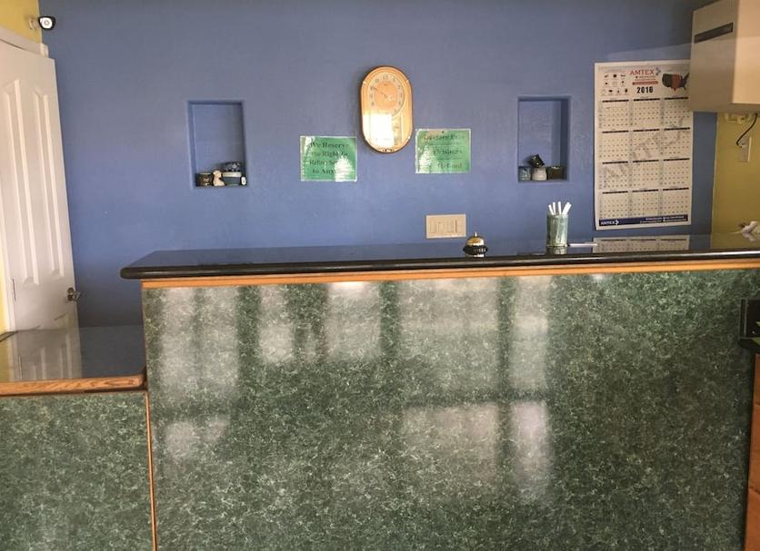 Front desk Photo