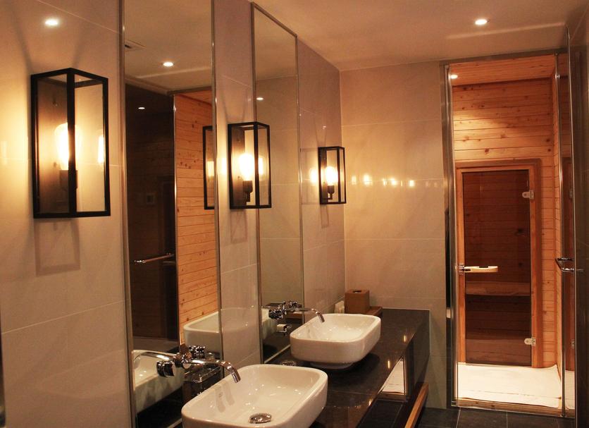 Bathroom Photo