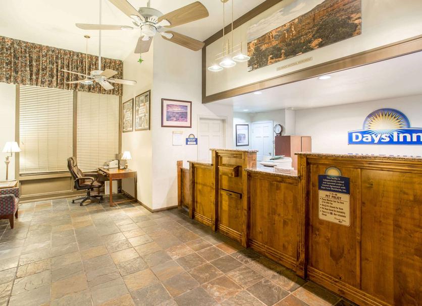 Front desk Photo