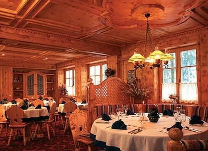 Restaurant Photo