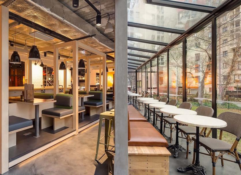Restaurant Photo