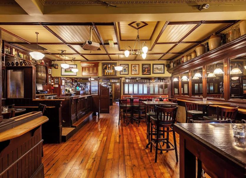 Bar Photo