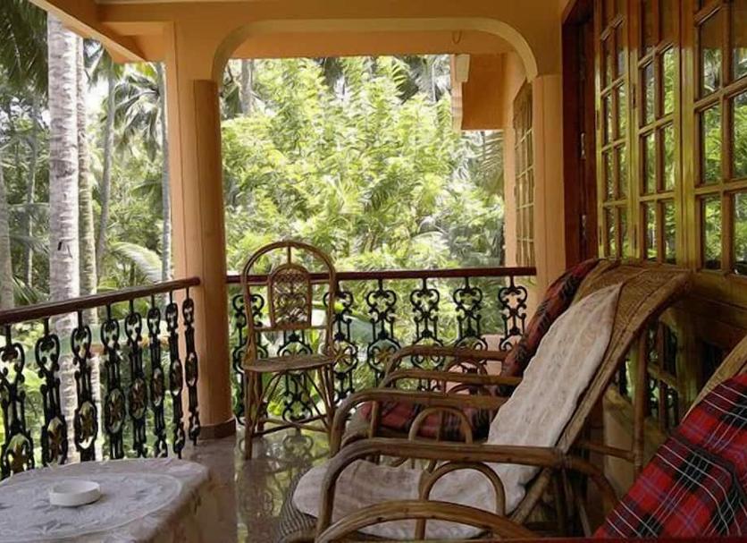 Balcony Photo
