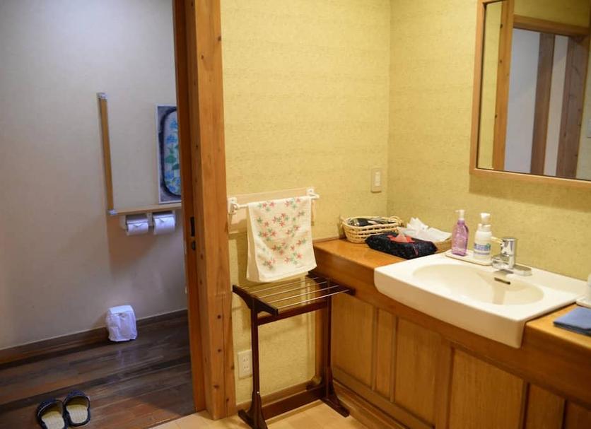 Bathroom Photo