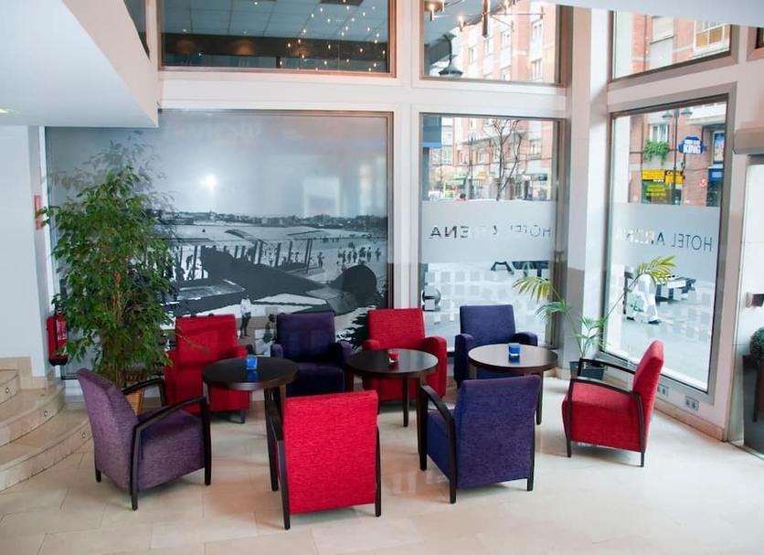 Lounge Photo