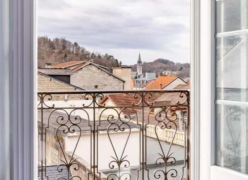 Balcony Photo