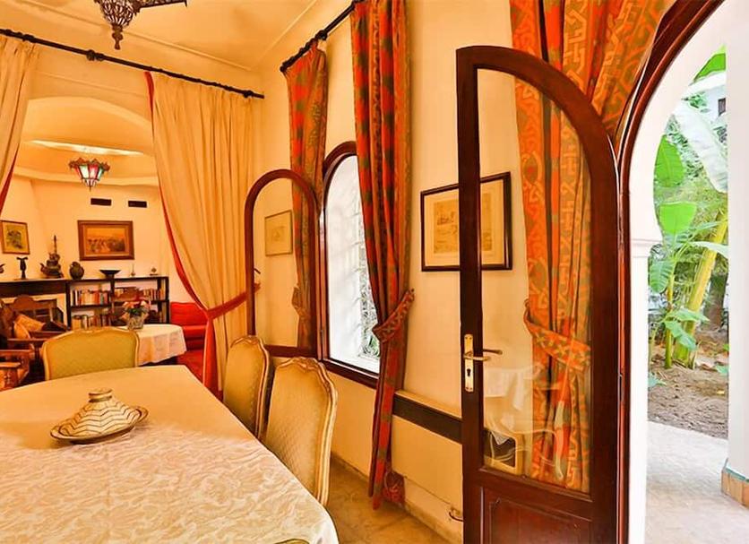 Dining room Photo