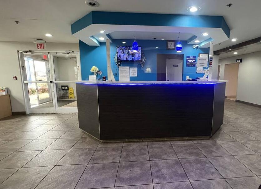 Front desk Photo