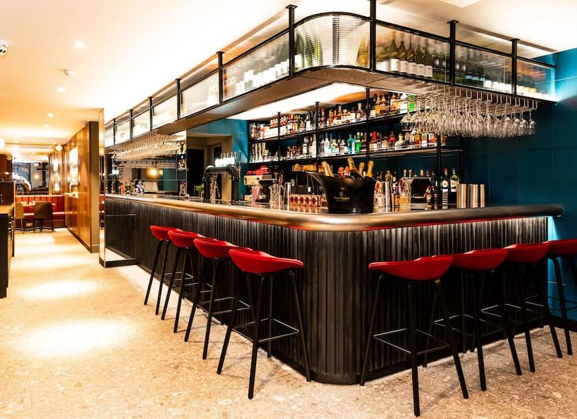 Bar Photo