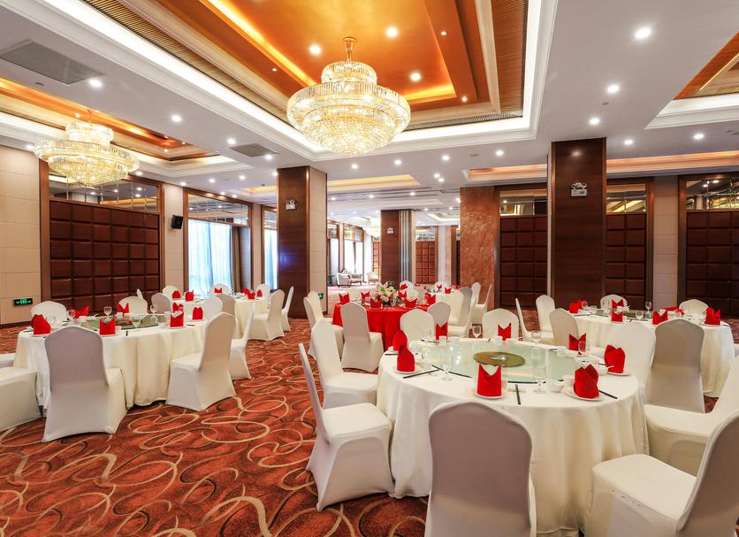 Banquet hall Photo
