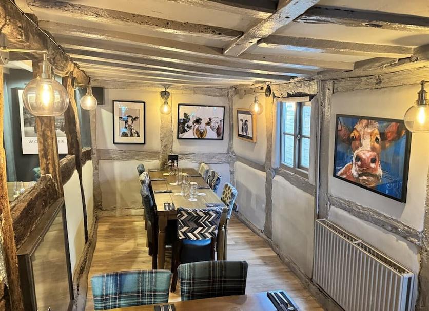 Dining room Photo
