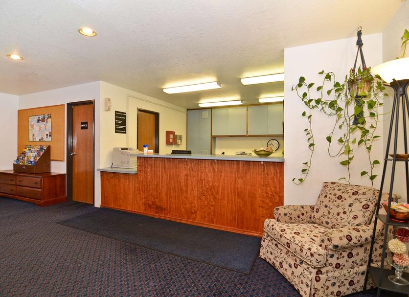 Front desk Photo