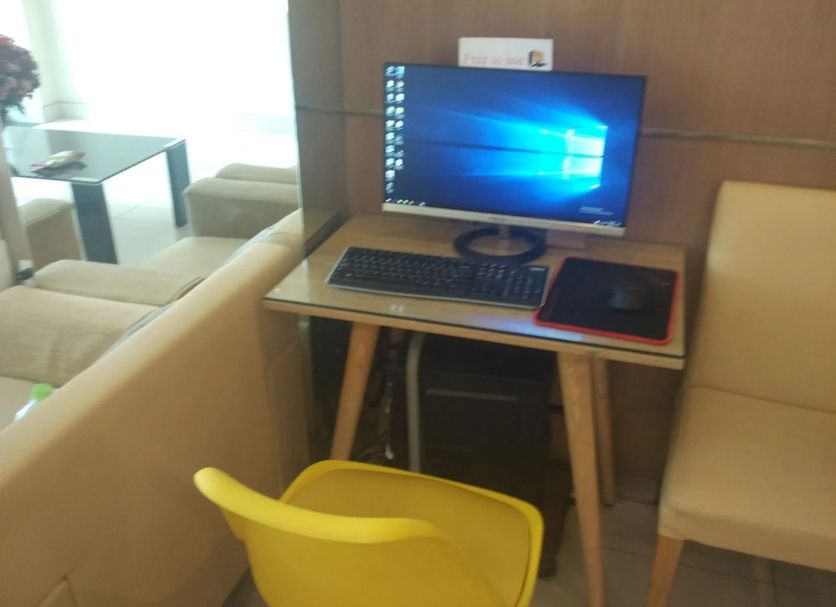 Business centre Photo