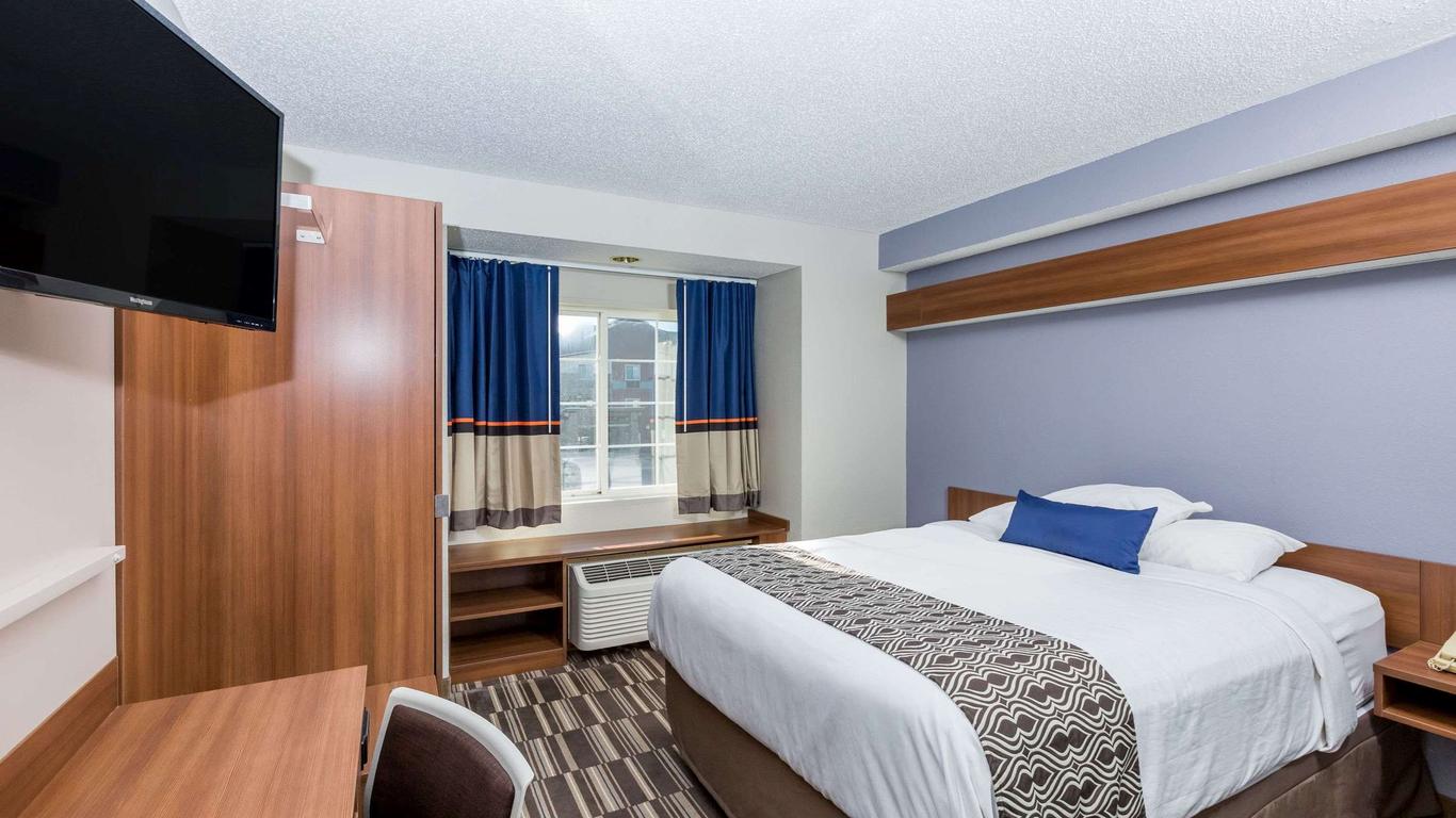 Microtel Inn & Suites by Wyndham Sioux Falls