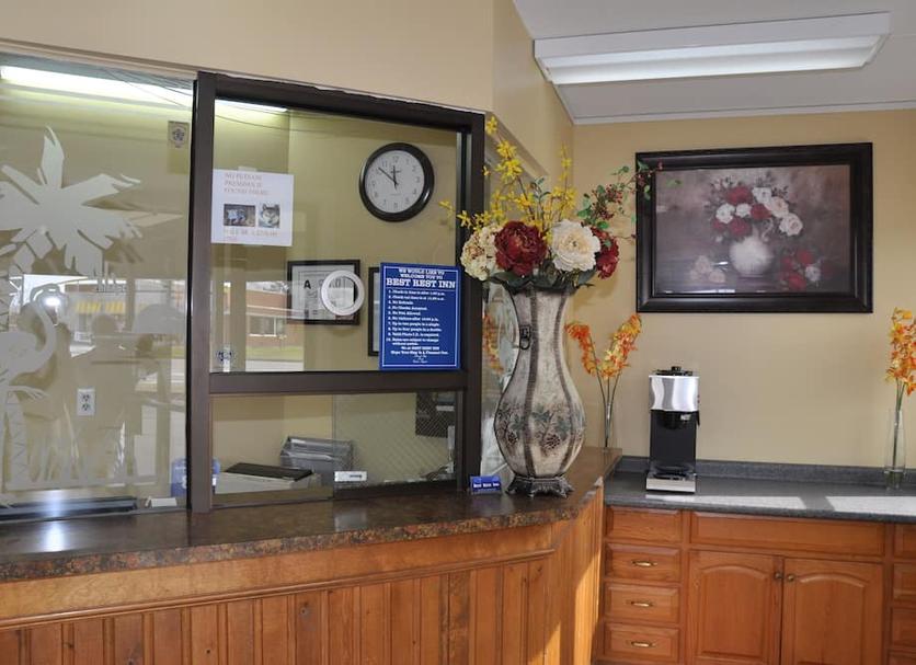 Front desk Photo
