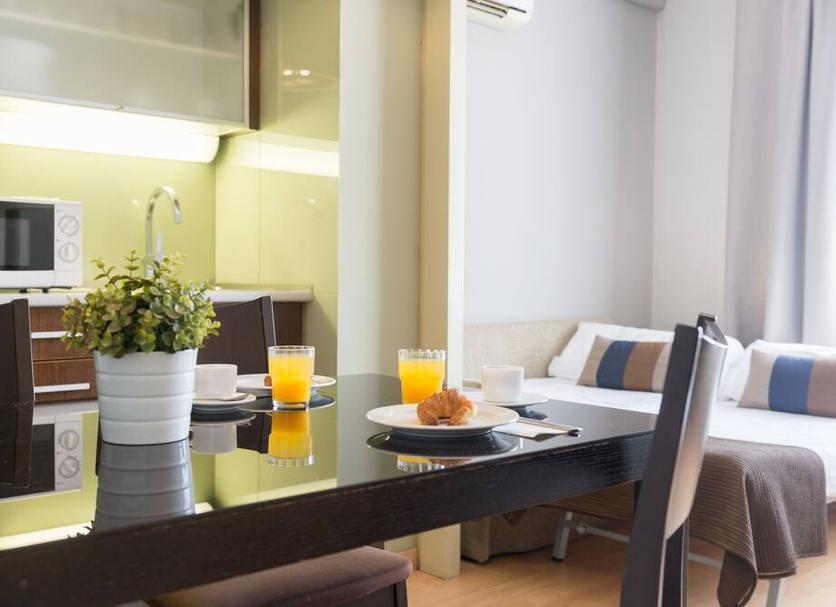 Dining room Photo