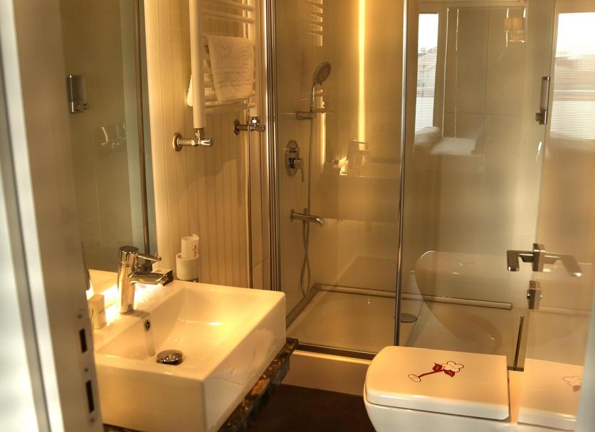 Bathroom Photo