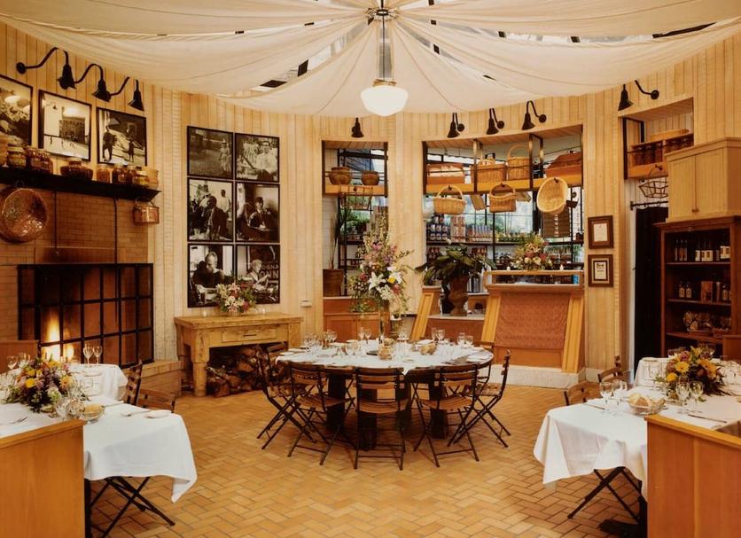Restaurant Photo