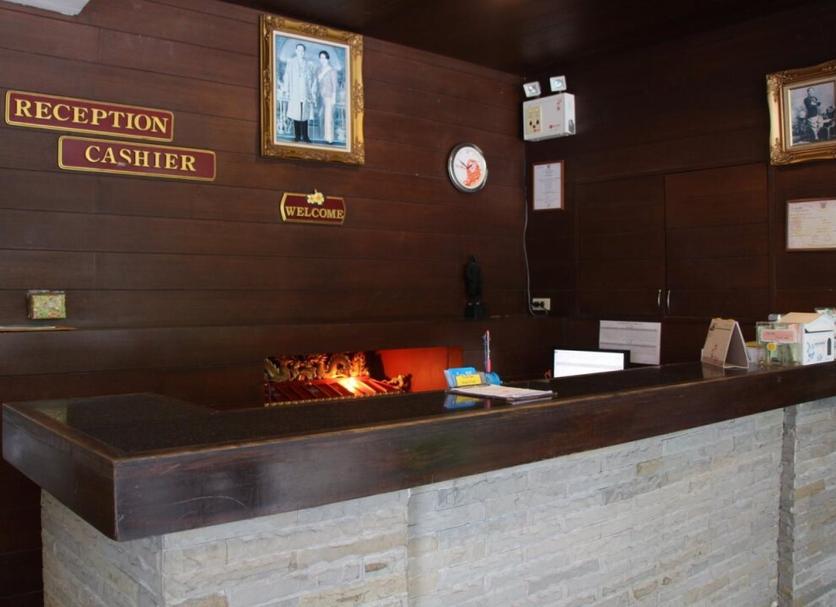 Front desk Photo