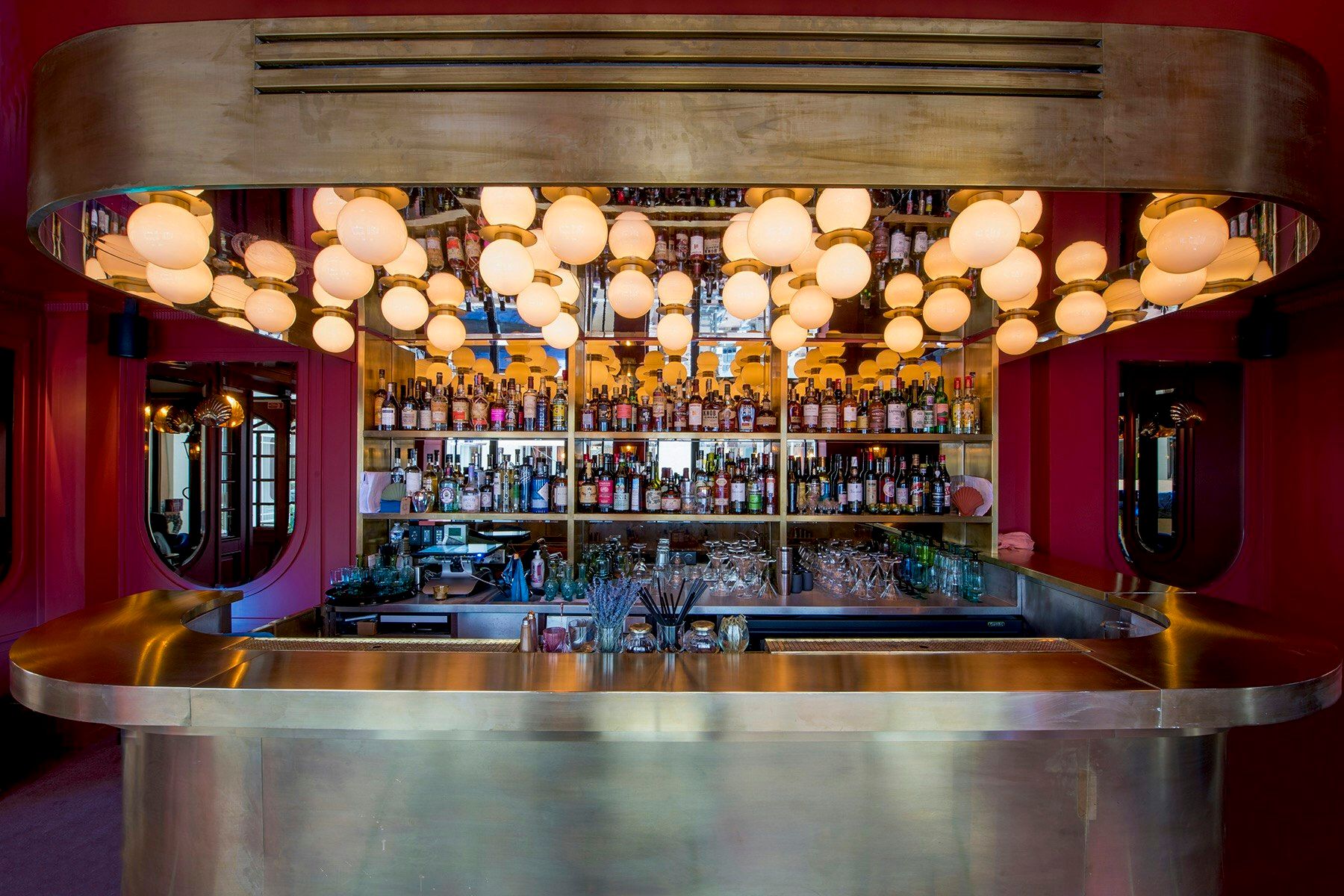 Bar Photo
