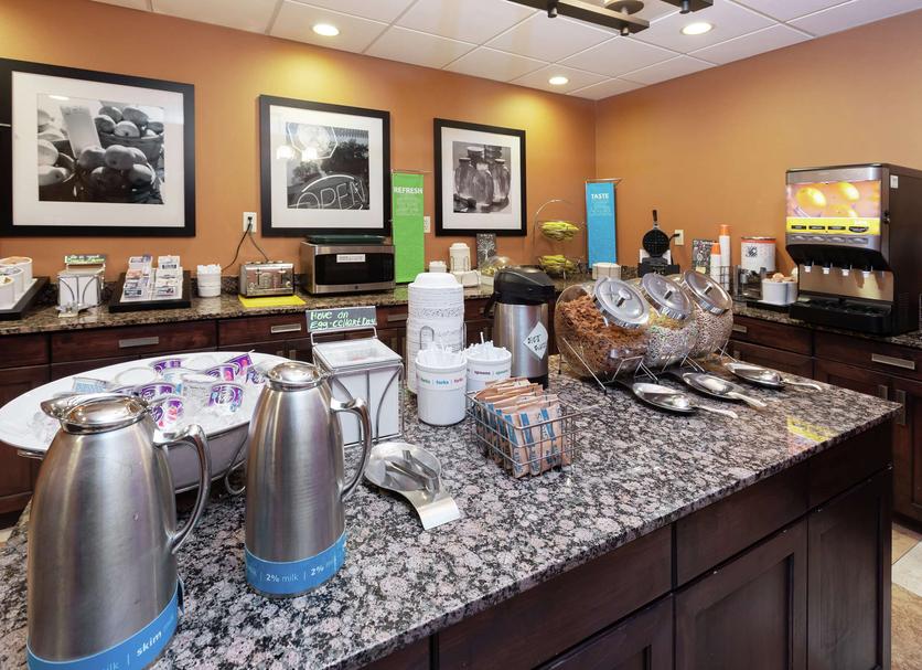 Buffet Photo
