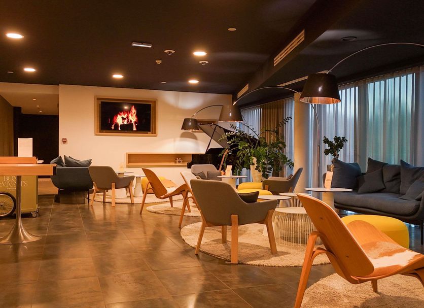 Lounge Photo