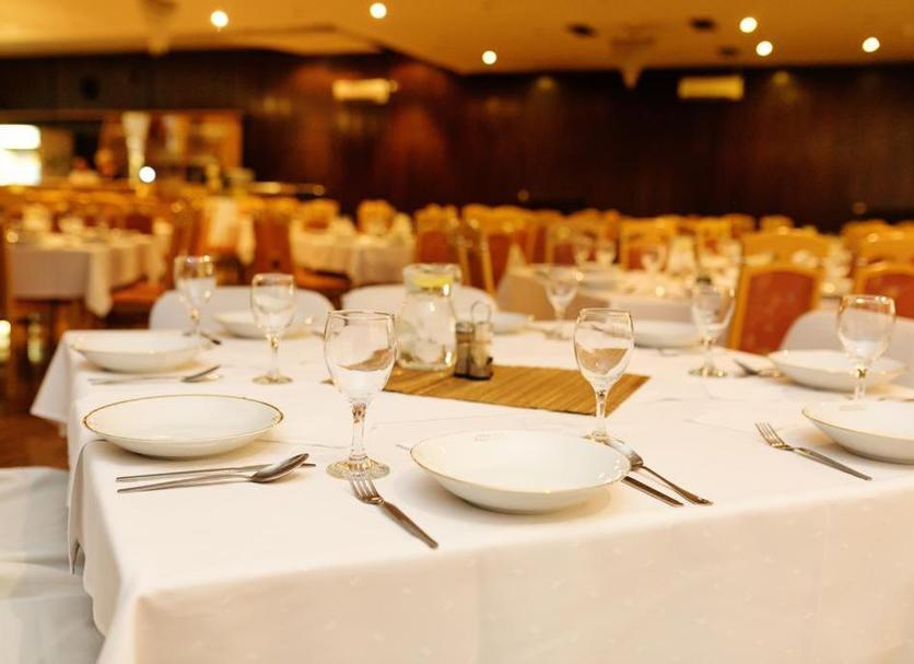 Banquet hall Photo
