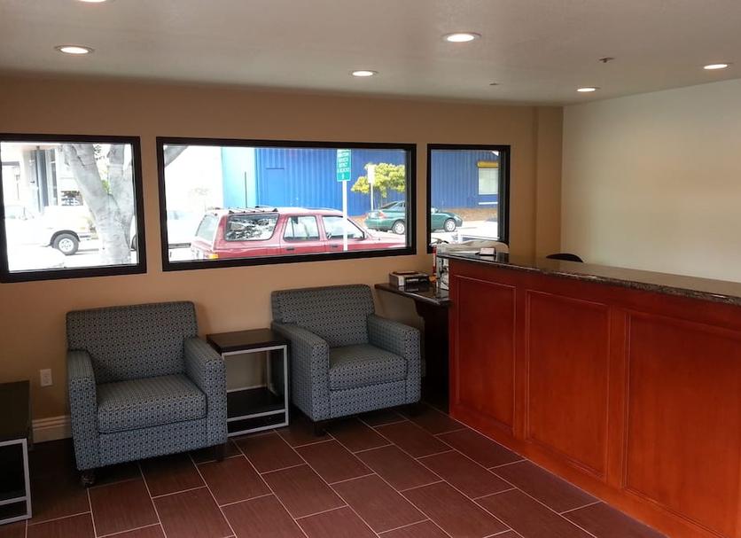 Front desk Photo