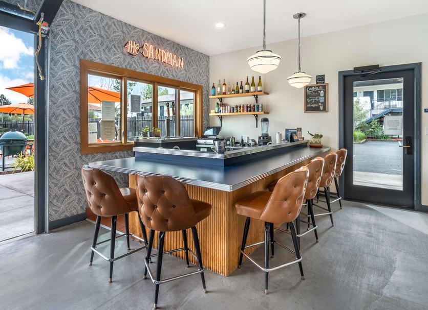 Bar Photo