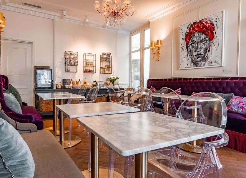 Restaurant Photo
