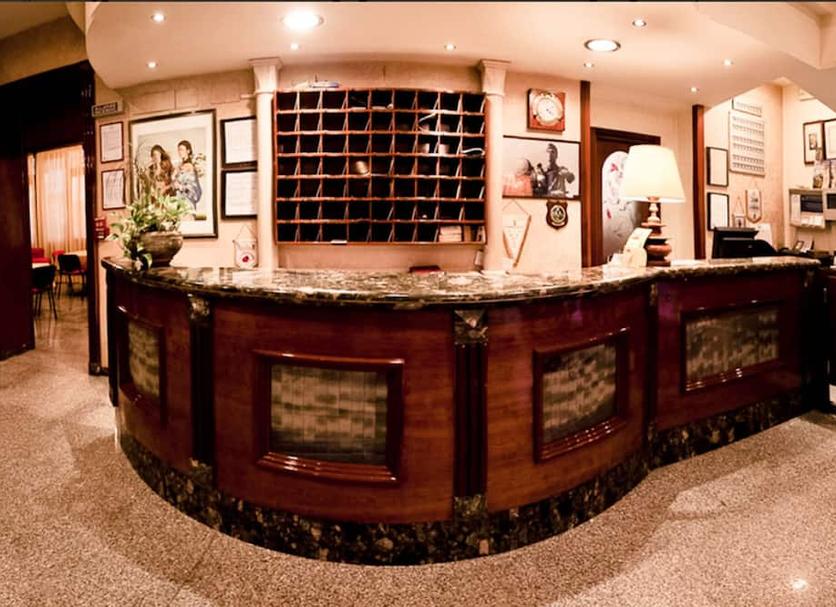 Front desk Photo