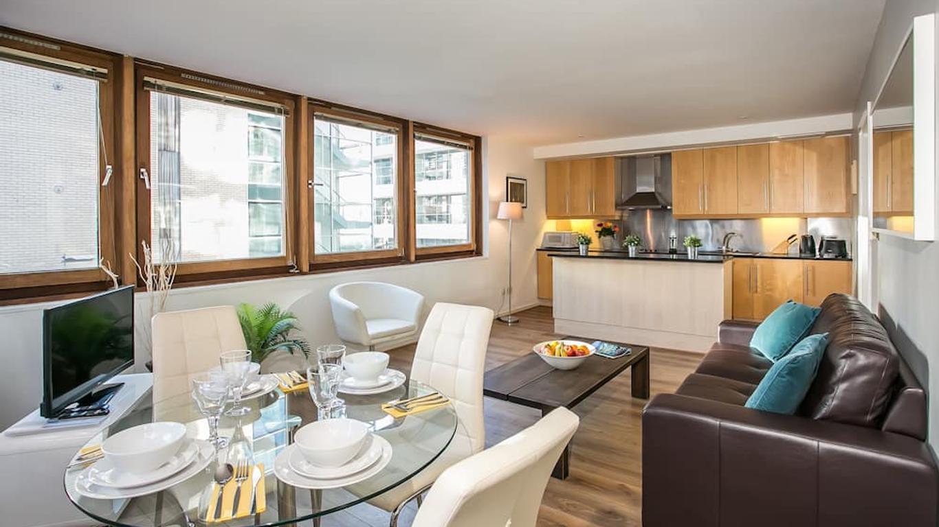 Ifsc Townhouse Apartments