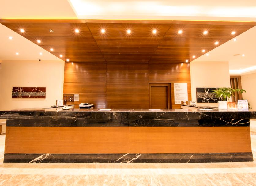 Front desk Photo