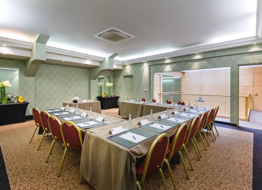 Conference room Photo