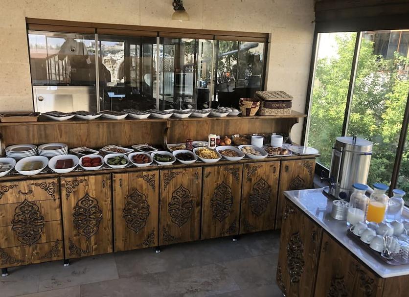 Buffet Photo