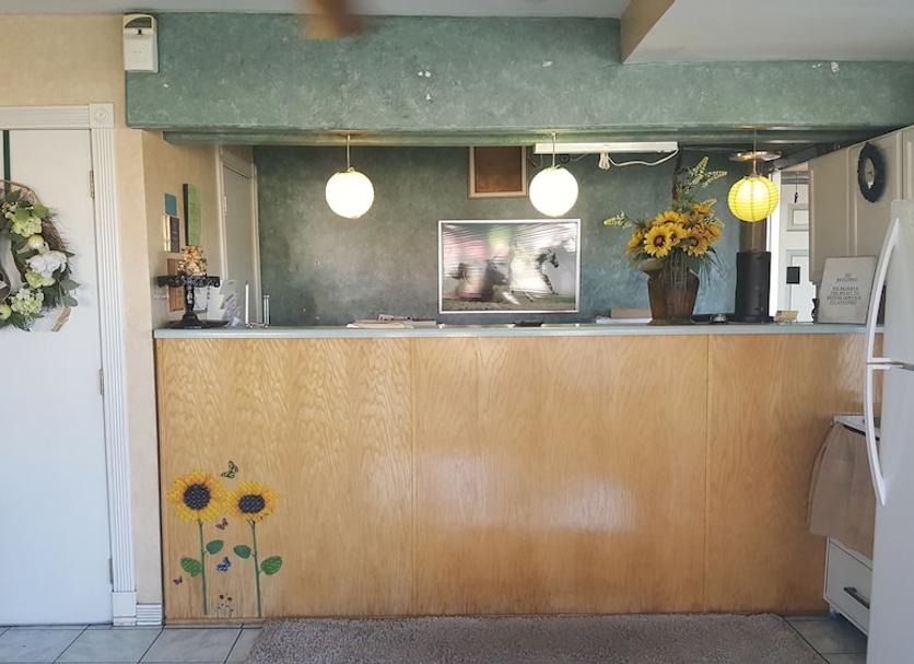 Front desk Photo