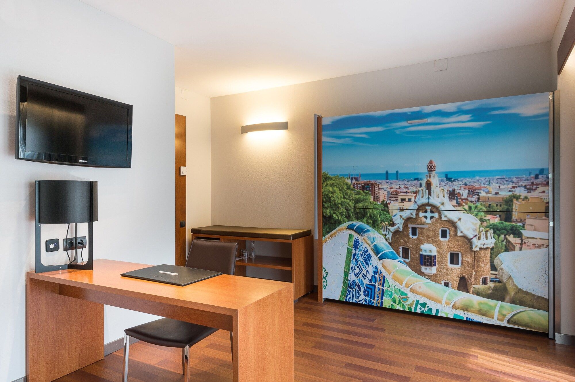 Room amenity