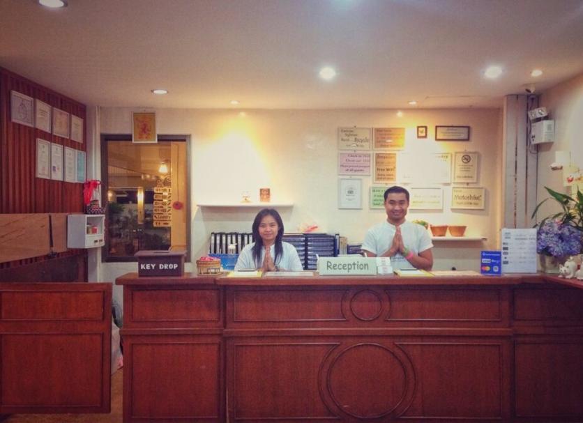 Front desk Photo