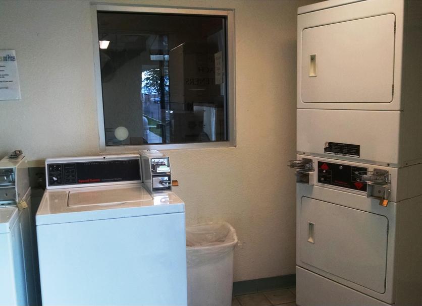 Laundry facility Photo