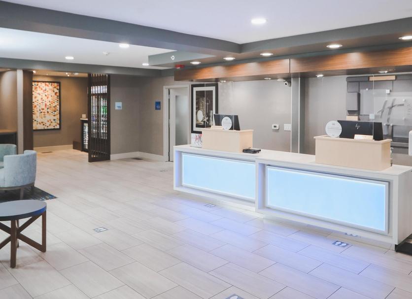 Front desk Photo