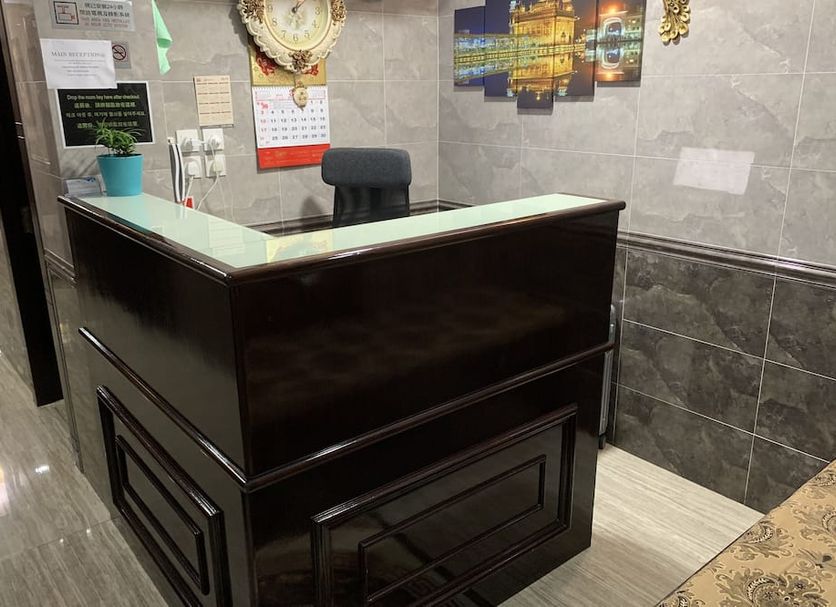 Front desk Photo
