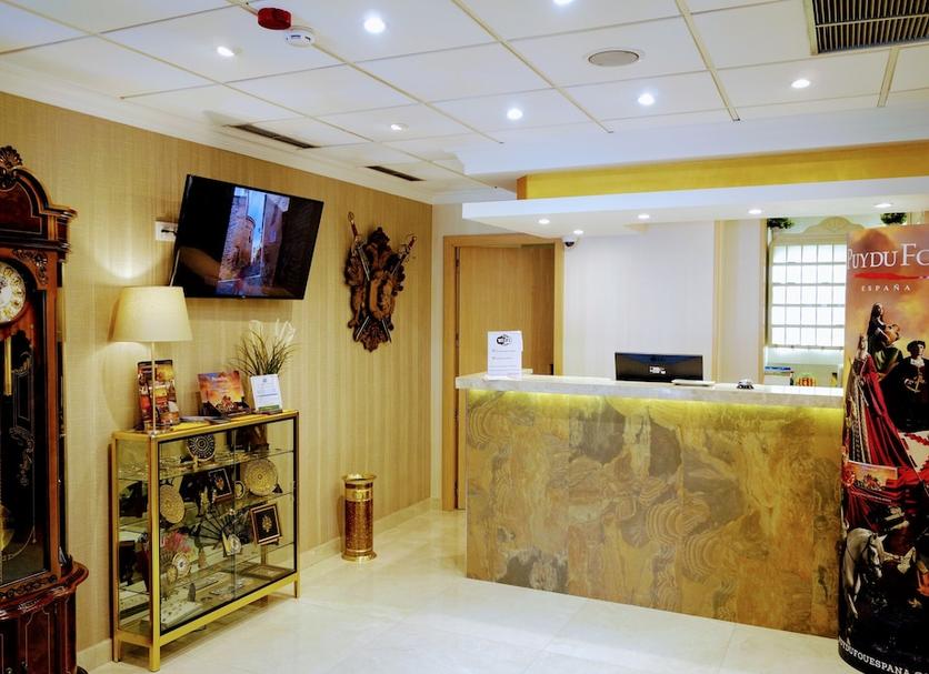 Front desk Photo