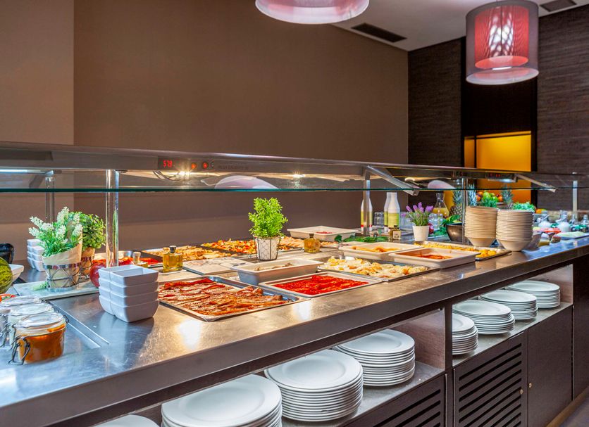 Buffet Photo