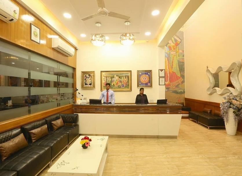 Front desk Photo