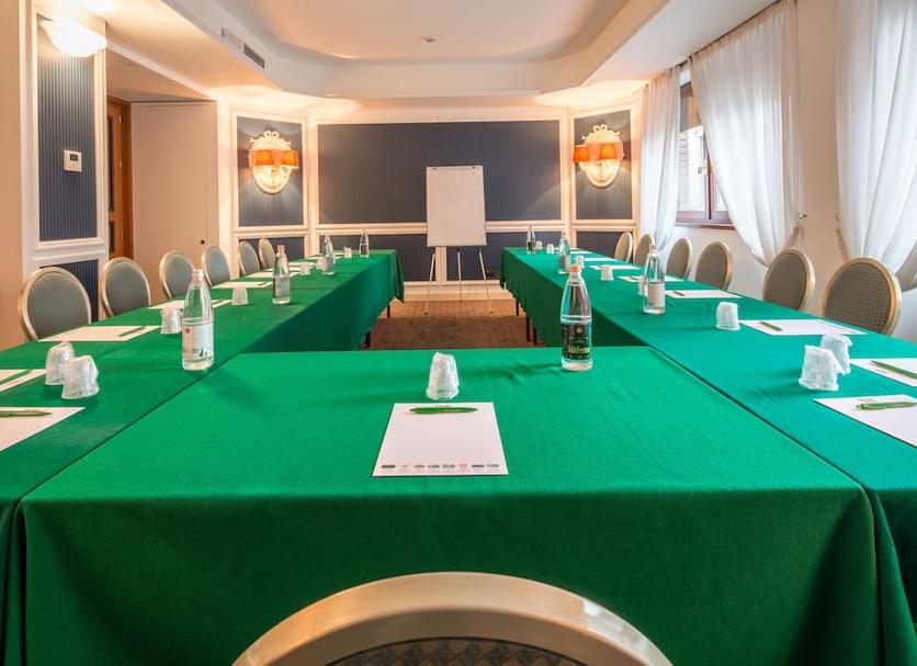 Conference room Photo