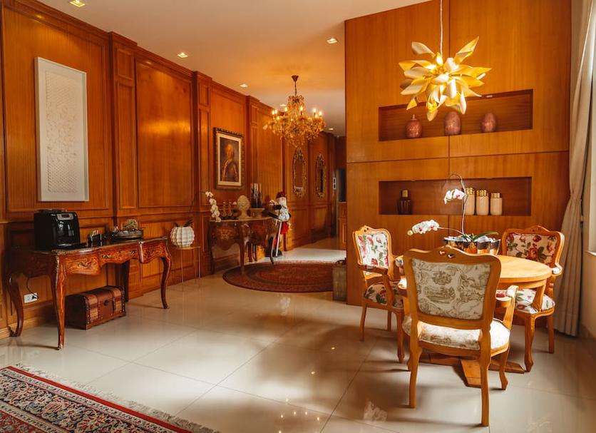 Dining room Photo